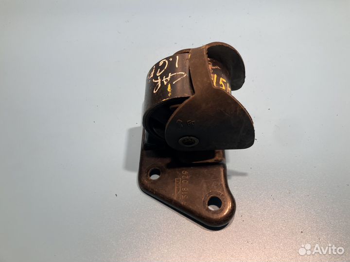 Подушка АКПП для Mitsubishi Carisma