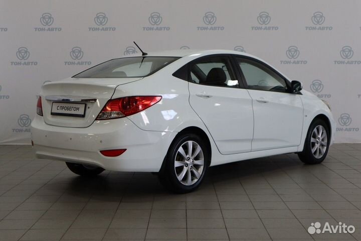 Hyundai Solaris 1.6 AT, 2012, 99 700 км
