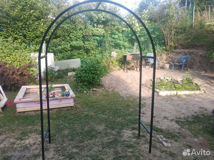 Арка для плетущих растений Металлическая