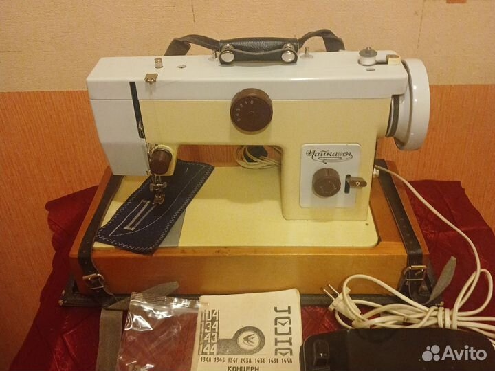Швейная машина Чайка 134