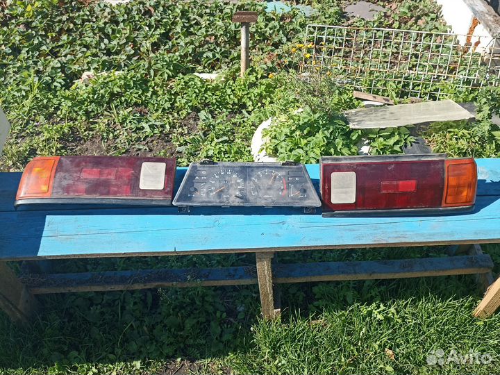 Задние стопы нисанн санни