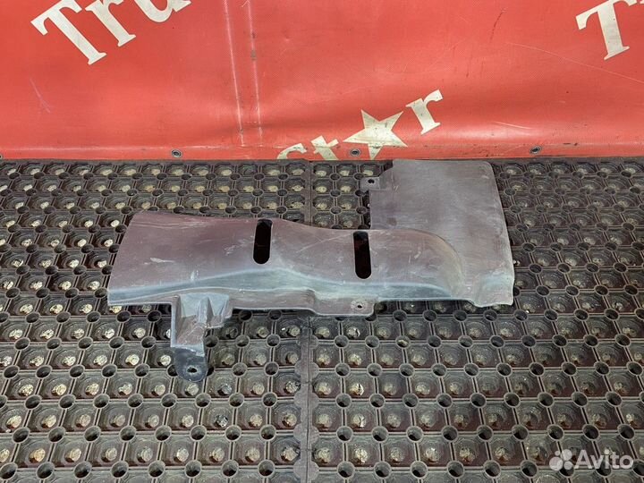 Накладка капота Renault T