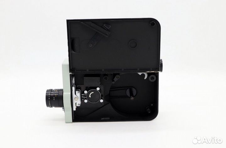 Кинокамера Киев 16 Альфа Полуавтомат (СССР, 1973)