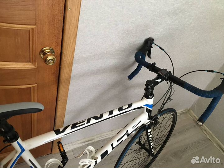 Велосипед Kross Vento 1.0