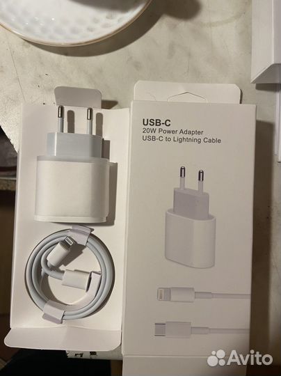 Быстрая зарядка для iPhone (Новая 20w)