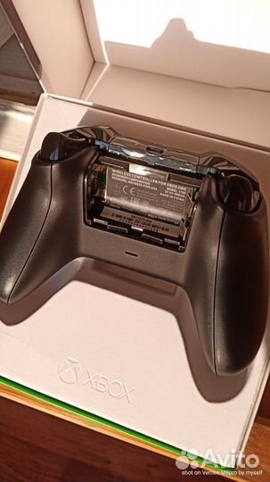 Джойстик xbox one новый