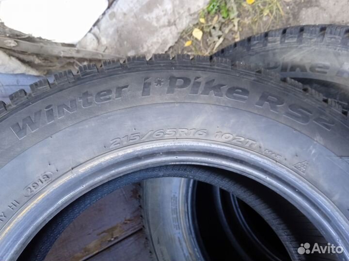 Hankook Winter I'Pike RS2 W429 215/65 R16