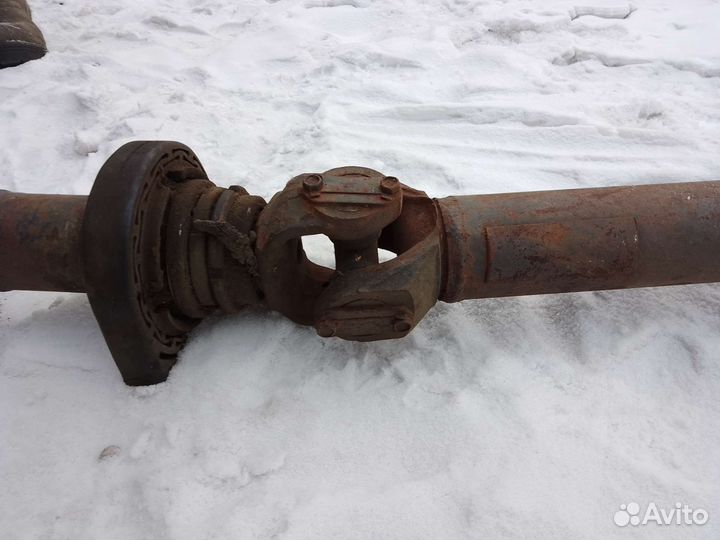 Карданный вал от ЗИЛ ммз 555