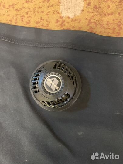 Сухой гидрокостюм для дайвинга