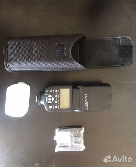 Вспышка YN560