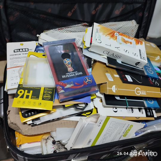 Чехлы на разные телефоны бронеплёнки