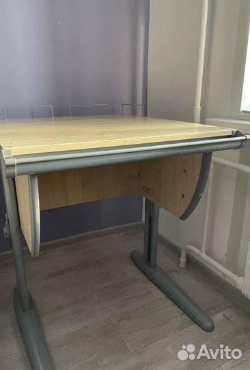 Растущий стол и стул Дэми