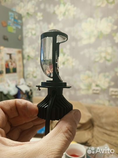 LED лампа H4 с линзой