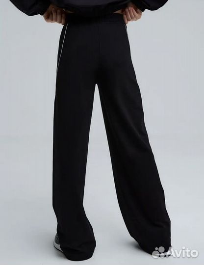Спортивные штаны женские