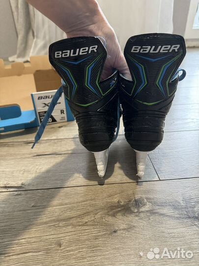 Хоккейные коньки bauer