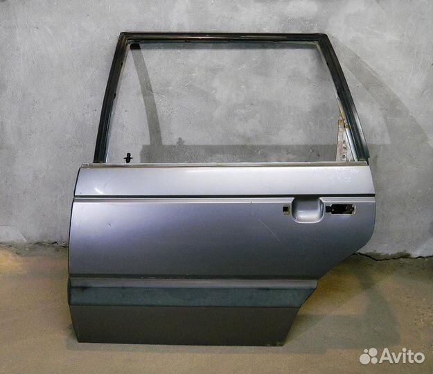 Дверь задняя левая VW Passat B3 универсал