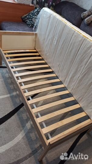 Детская кровать Икеа Сниглар с матрасом