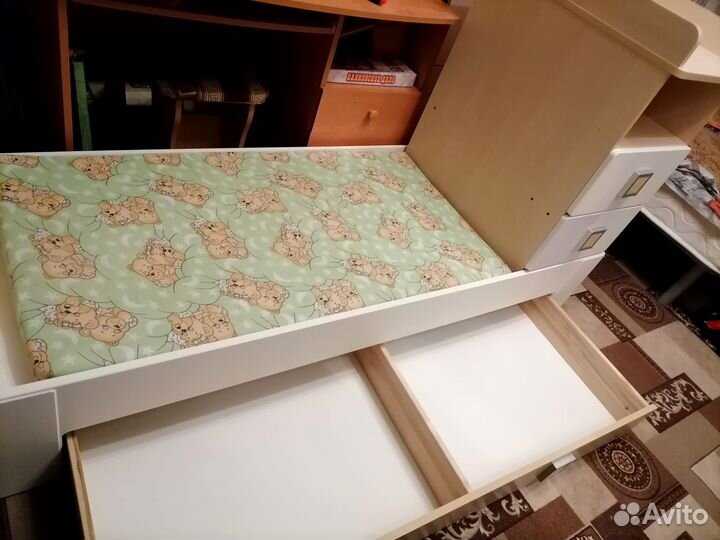 Детская кроватка транформер с маятником