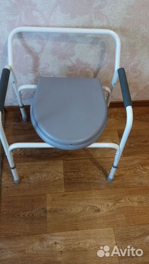 Инвалидное кресло с туалетом