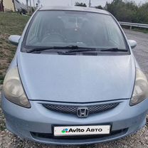 Honda Fit 1.3 CVT, 2005, 242 058 км, с пробегом, цена 495 000 руб.