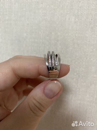 Серебряное кольцо с фианитом