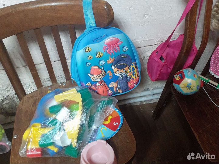 Игрушки разные