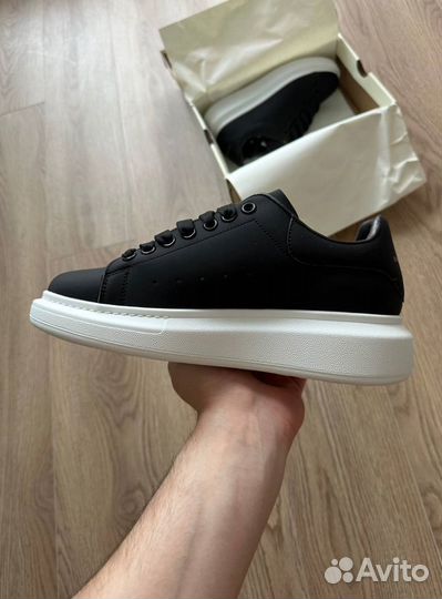 Кеды Alexander Mcqueen Черные