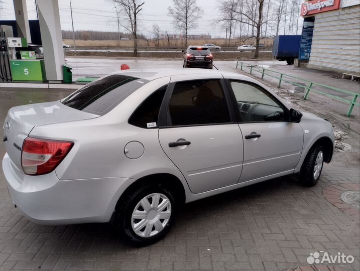 LADA Granta 1.6 МТ, 2018, 173 000 км