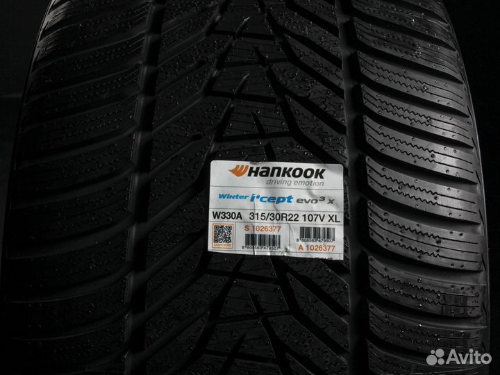 Hankook Winter I'Cept Evo 3 X W330A 285/35 R22 и 315/30 R22 98V