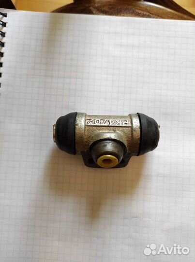 6U0611053 VAG цилиндр тормозной зад skoda felicia