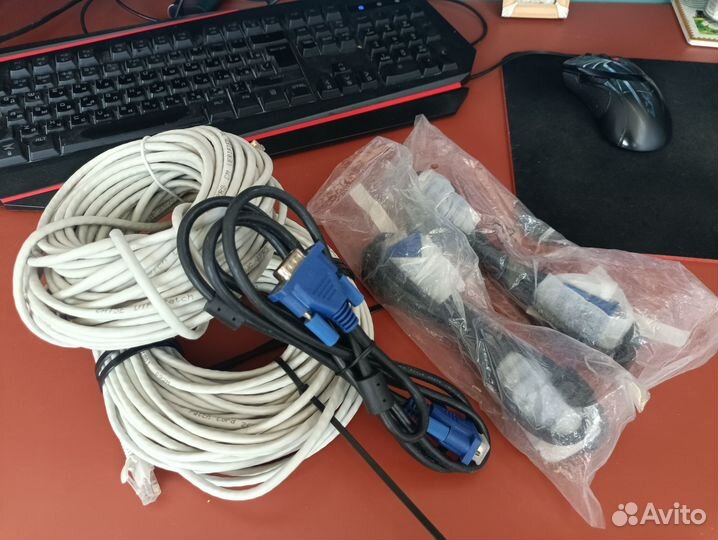 Патч-корд и кабель соединительный VGA - VGA