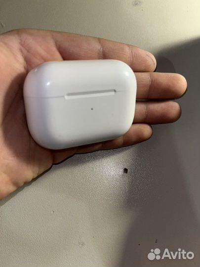 Беспроводные наушники airpods