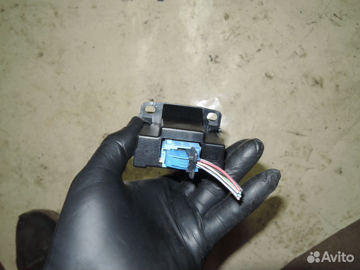 Кнопка стояночного тормоза Renault Scenic II 03-09