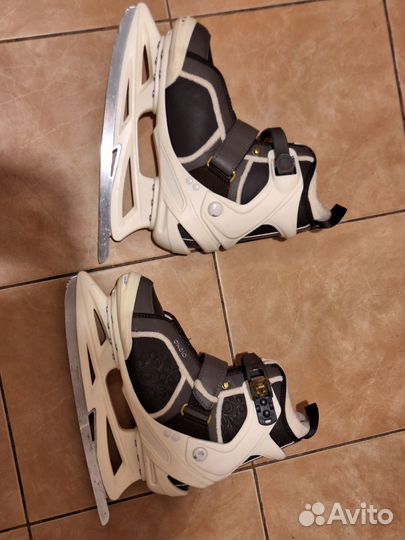 Коньки женские 40 прогулочные теплые