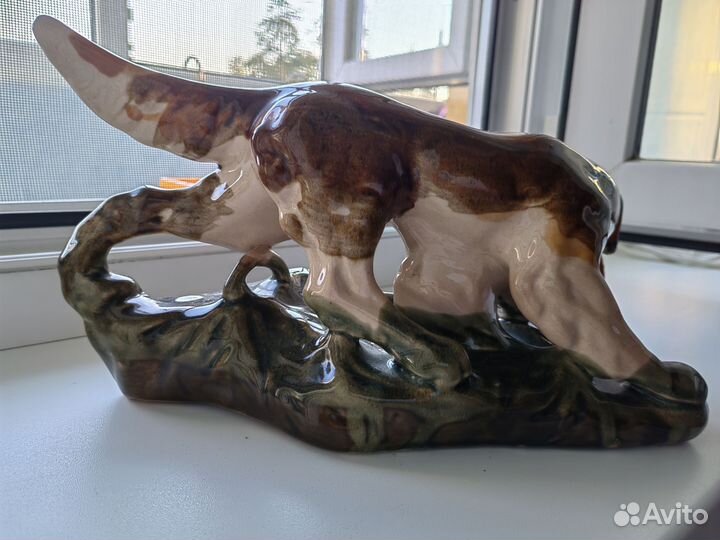 Статуэтка собака
