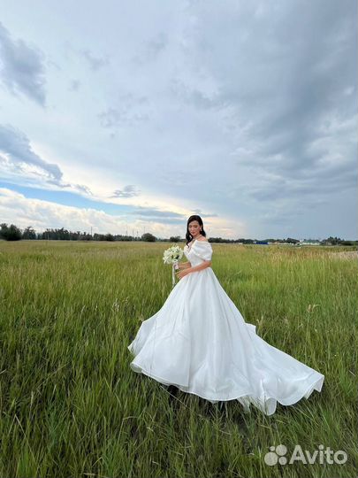 Свадебное платье