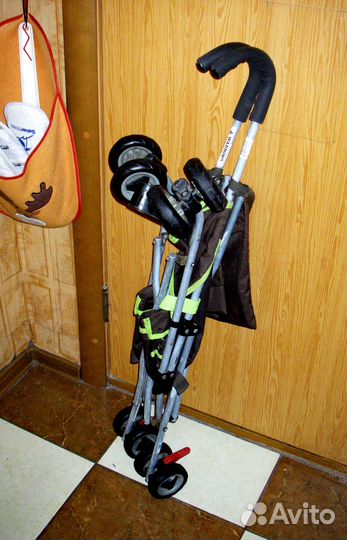 Детская прогулочная коляска трость