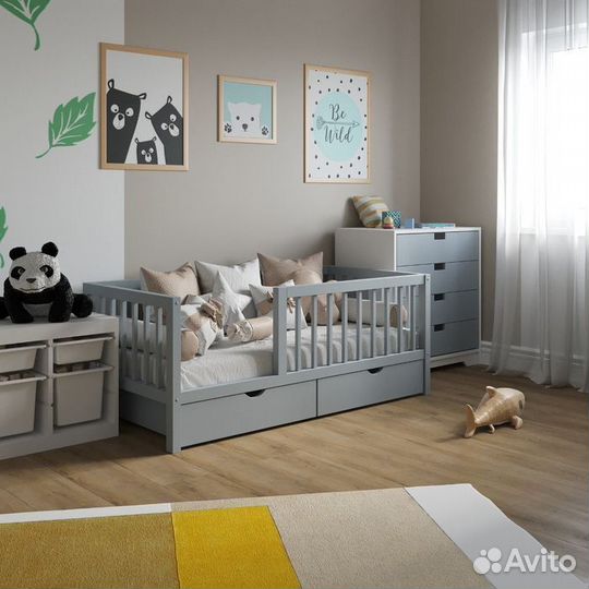 Кроватка высокий борт из натурального дерева сингл