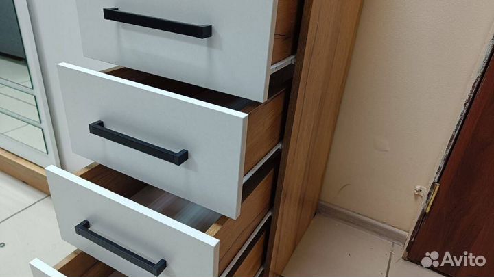 Тумба узкая