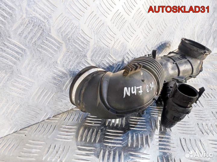 Патрубок воздушного фильтра BMW E90 13717804846