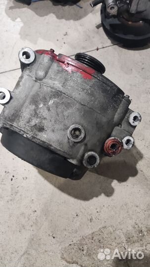 Генератор Mercedes E-klasse A0001502450