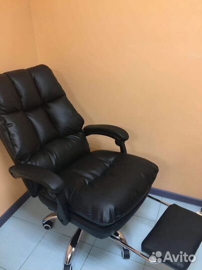 Компьютерное кресло офисное с функцией массажа
