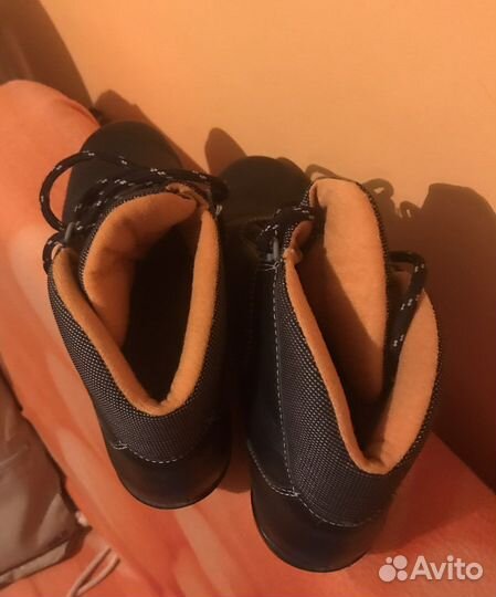 Лыжные ботинки