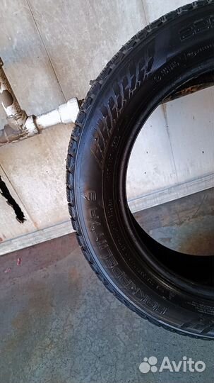Nokian Tyres Hakkapeliitta 9 225/55 R17