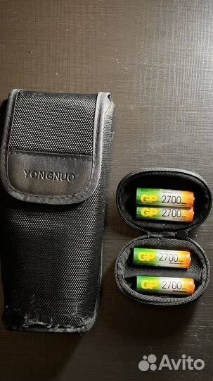 Продаю Вспышку Yongnuo Speedlite YN560IV