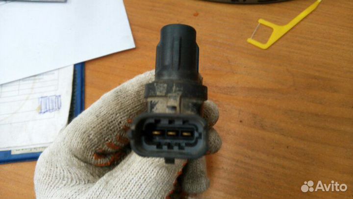 Датчик положения распредвала Ford Focus 2