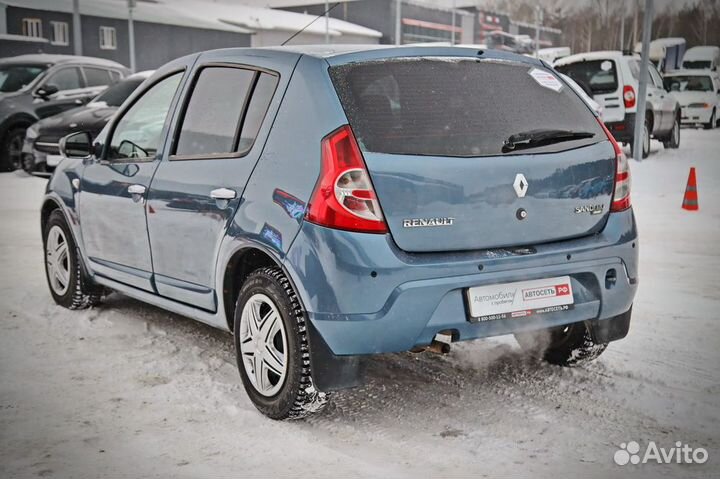 Renault Sandero 1.6 AT, 2012, 130 200 км