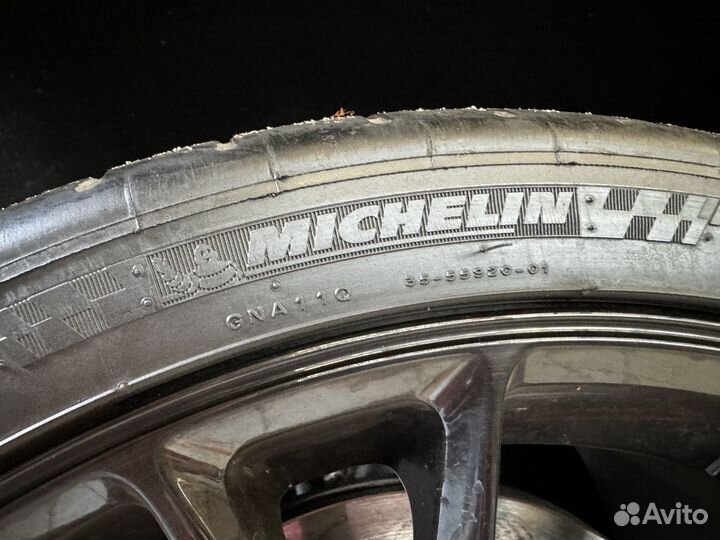 Michelin Pilot Super Sport ZP 335/25 R20 99Y