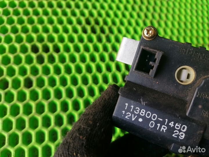 Моторчик заслонки печки на Honda Crv 1996-2002