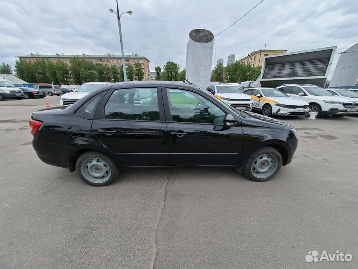 LADA Granta 1.6 МТ, 2022, 28 835 км